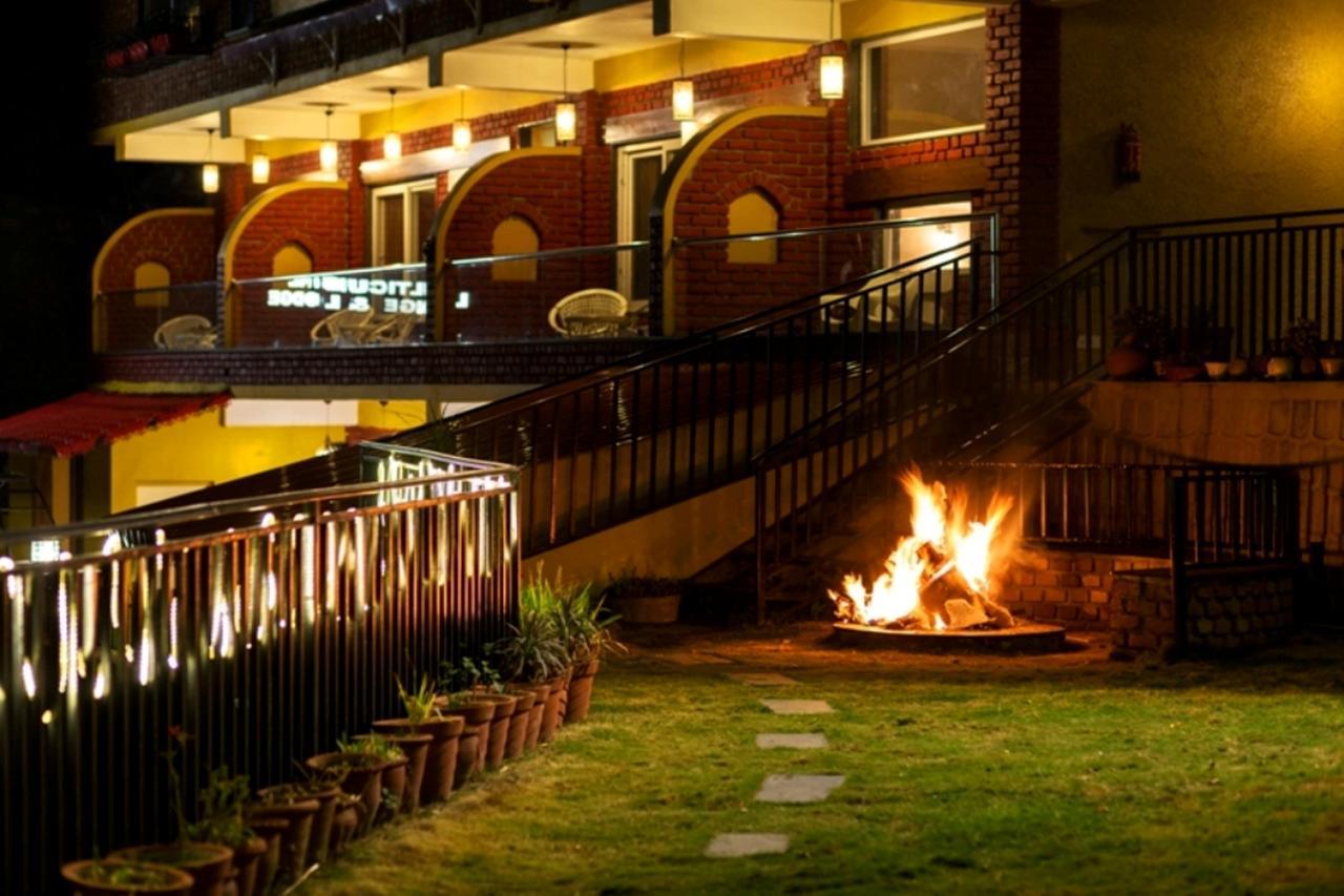 Nirvana Lodge And Lounge Masuri Exterior foto